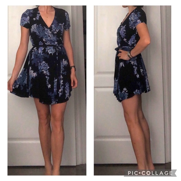 Floral wrap dress - Picture 1 of 2